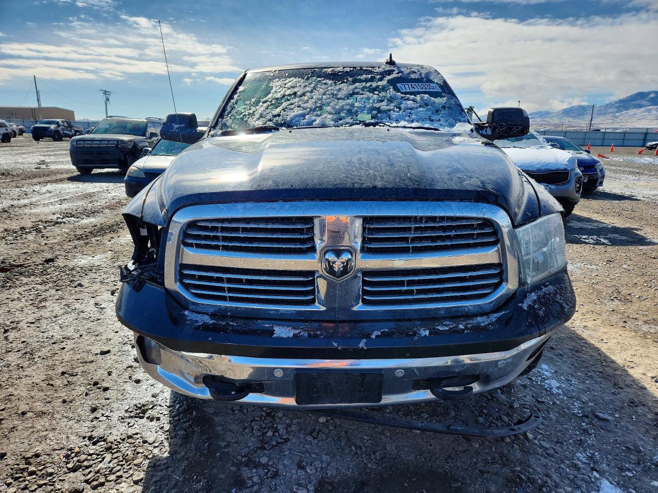 2016 RAM 1500 SLT photo 5