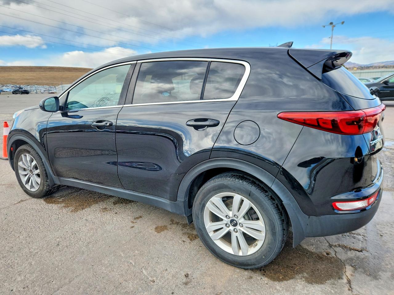 2019 KIA SPORTAGE LX photo 2