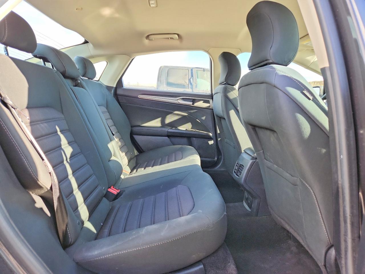 2018 FORD FUSION SE HYBRID photo 19