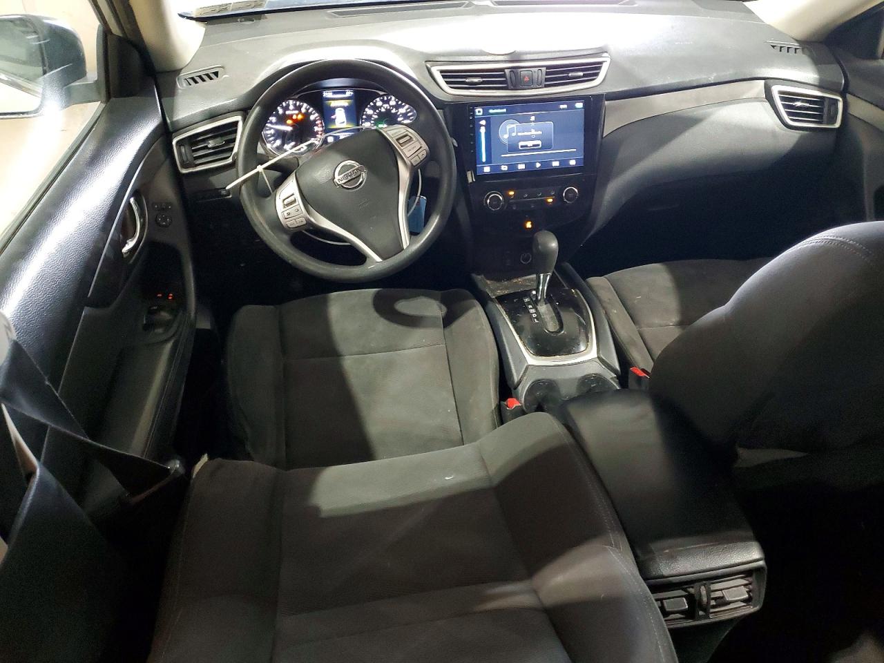 2016 NISSAN ROGUE S photo 15