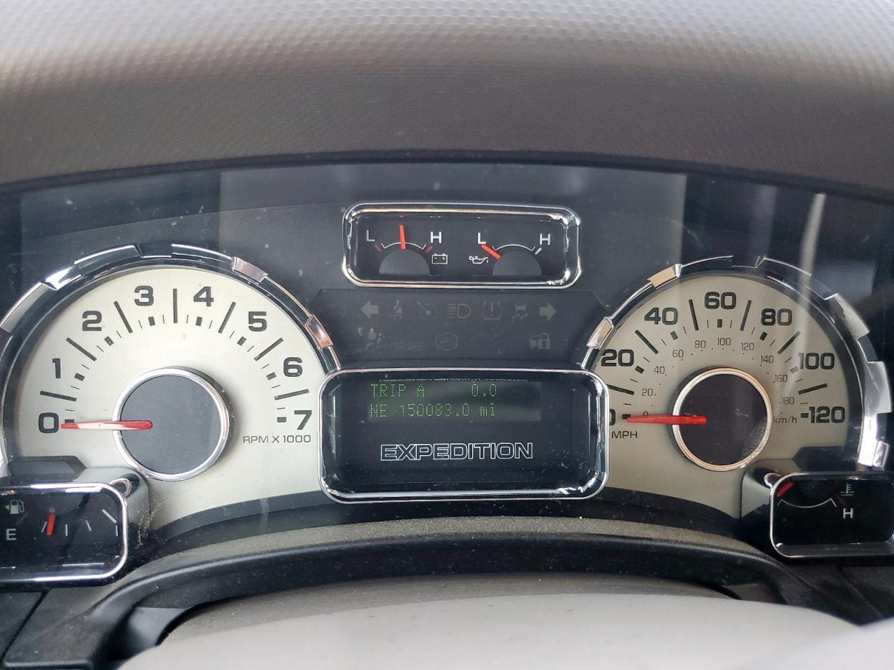 2010 FORD EXPEDITION LIMITED photo 17