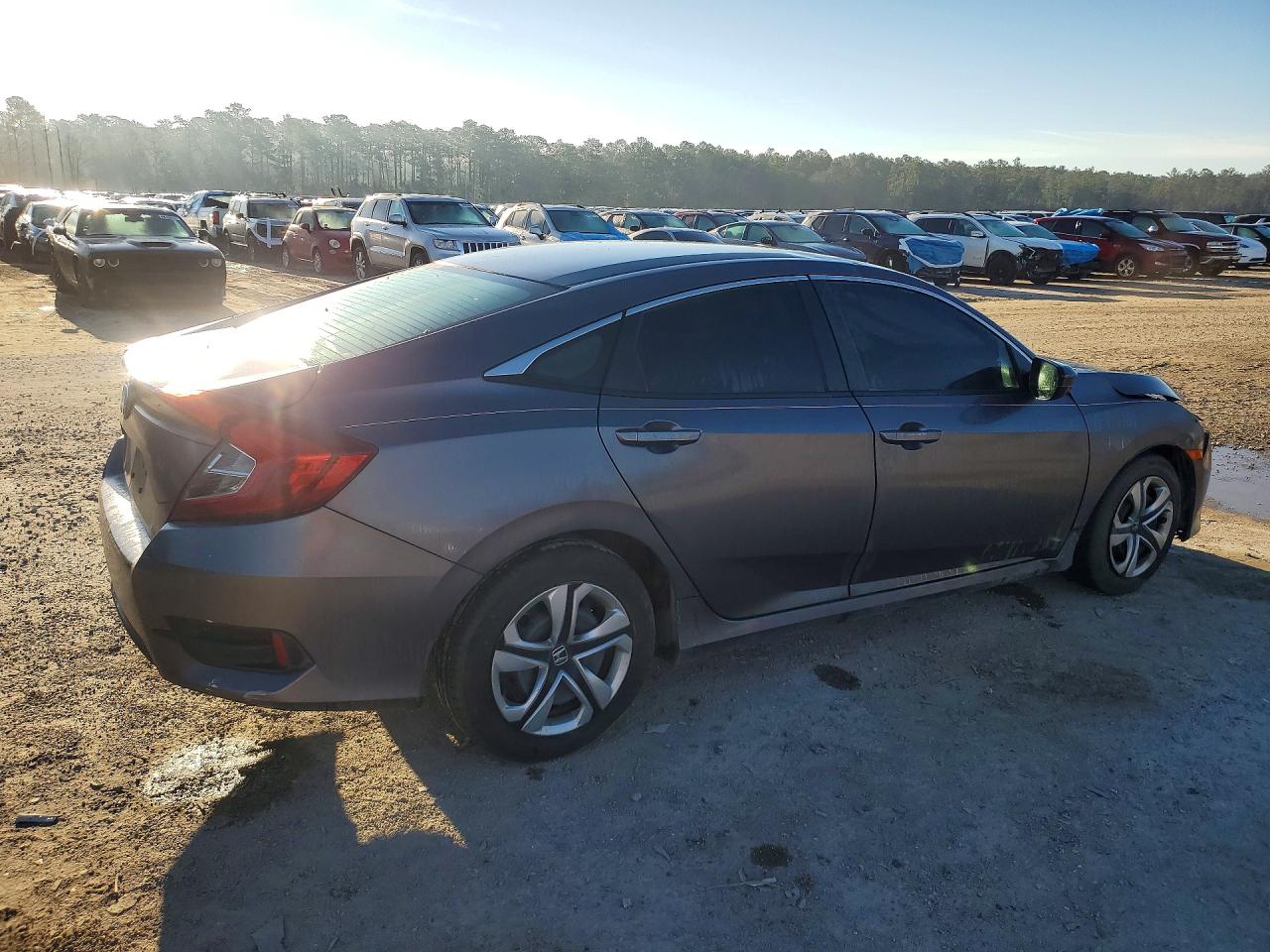 2016 HONDA CIVIC LX photo 3