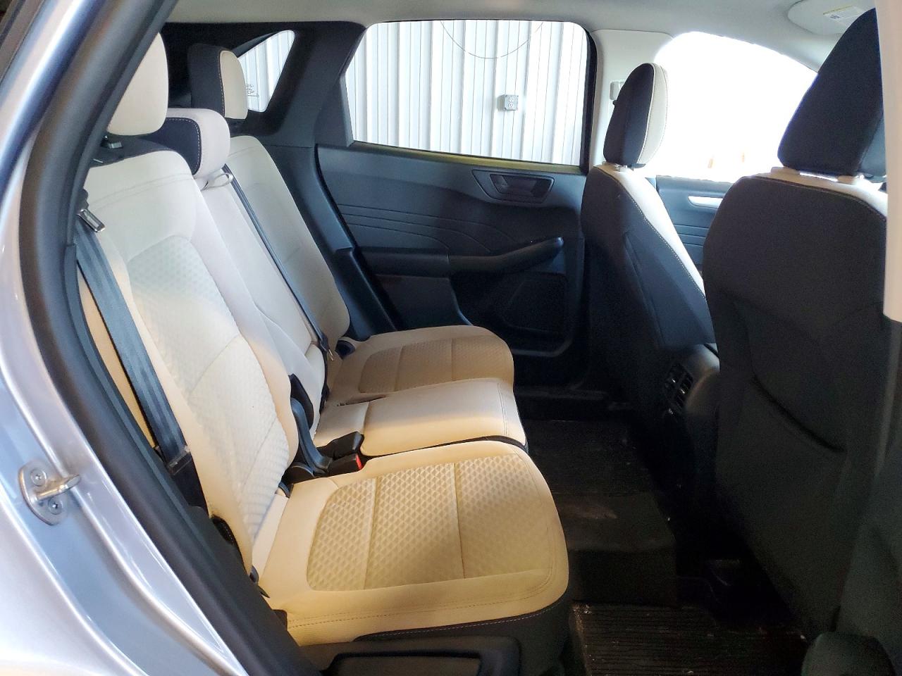 2022 FORD ESCAPE SE photo 21