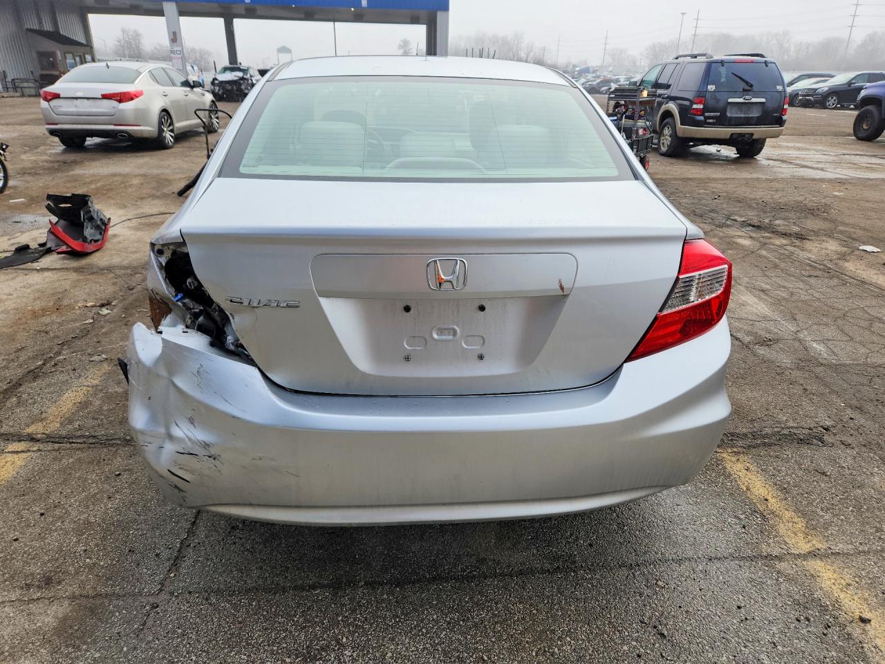 2012 HONDA CIVIC LX photo 6