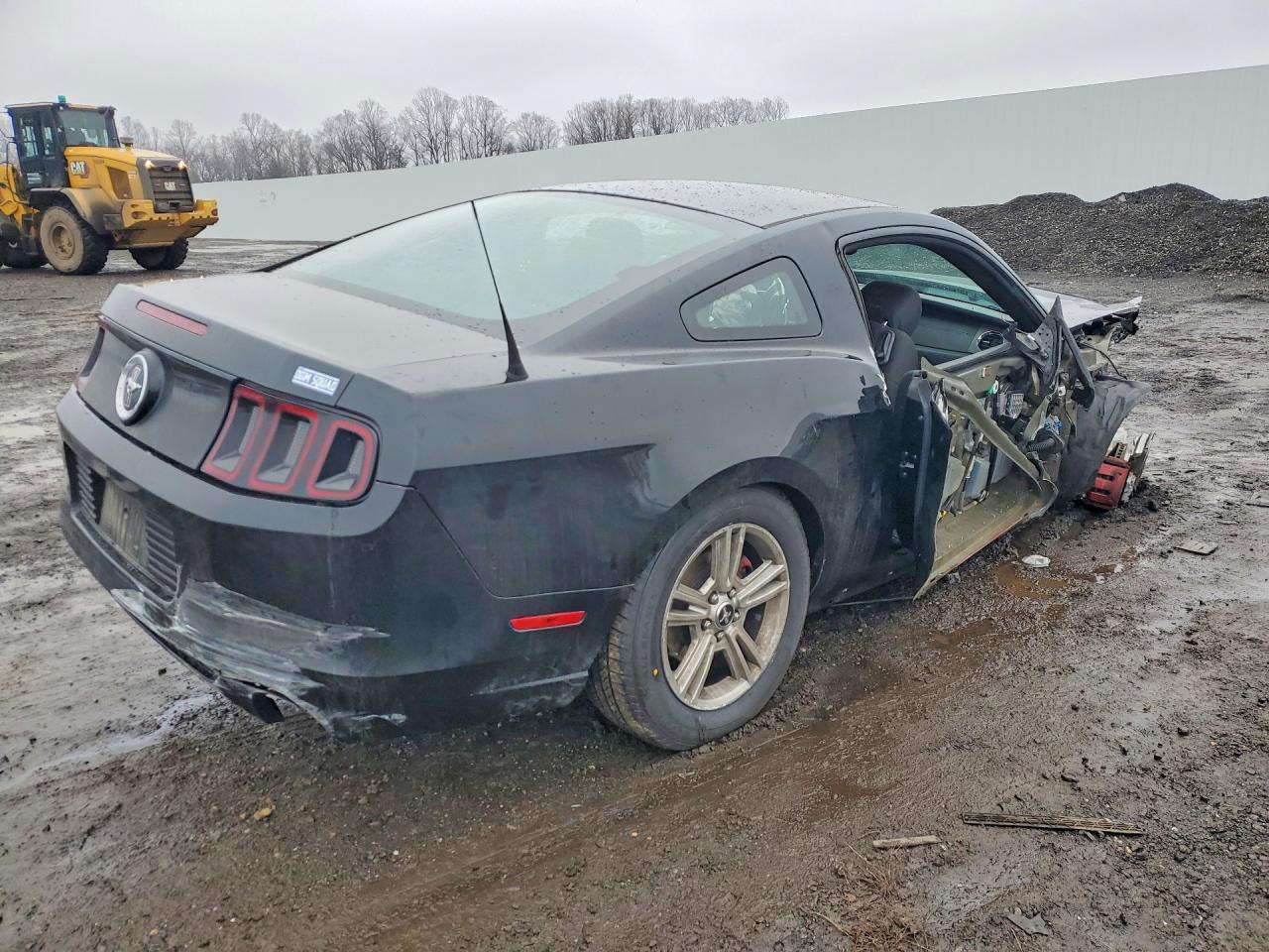 2014 FORD MUSTANG photo 7