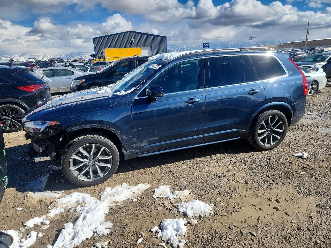 2018 VOLVO XC90