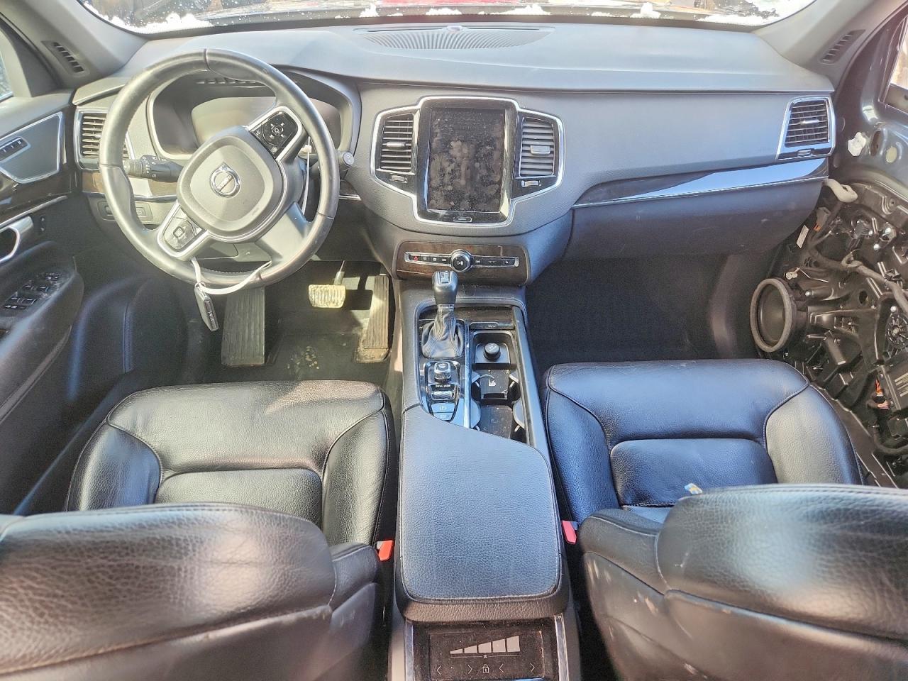 2018 VOLVO XC90 T6 photo 22