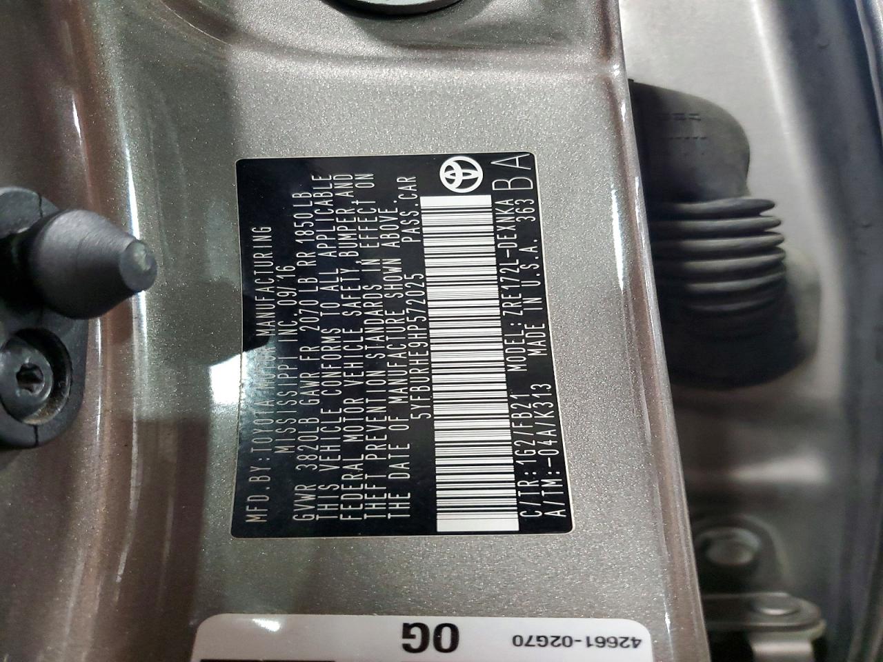 2017 TOYOTA COROLLA LE photo 13