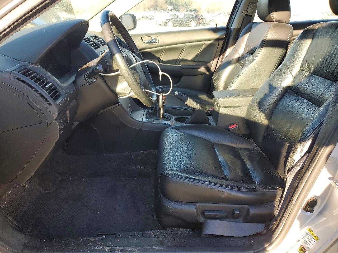 2005 HONDA ACCORD EX photo 7