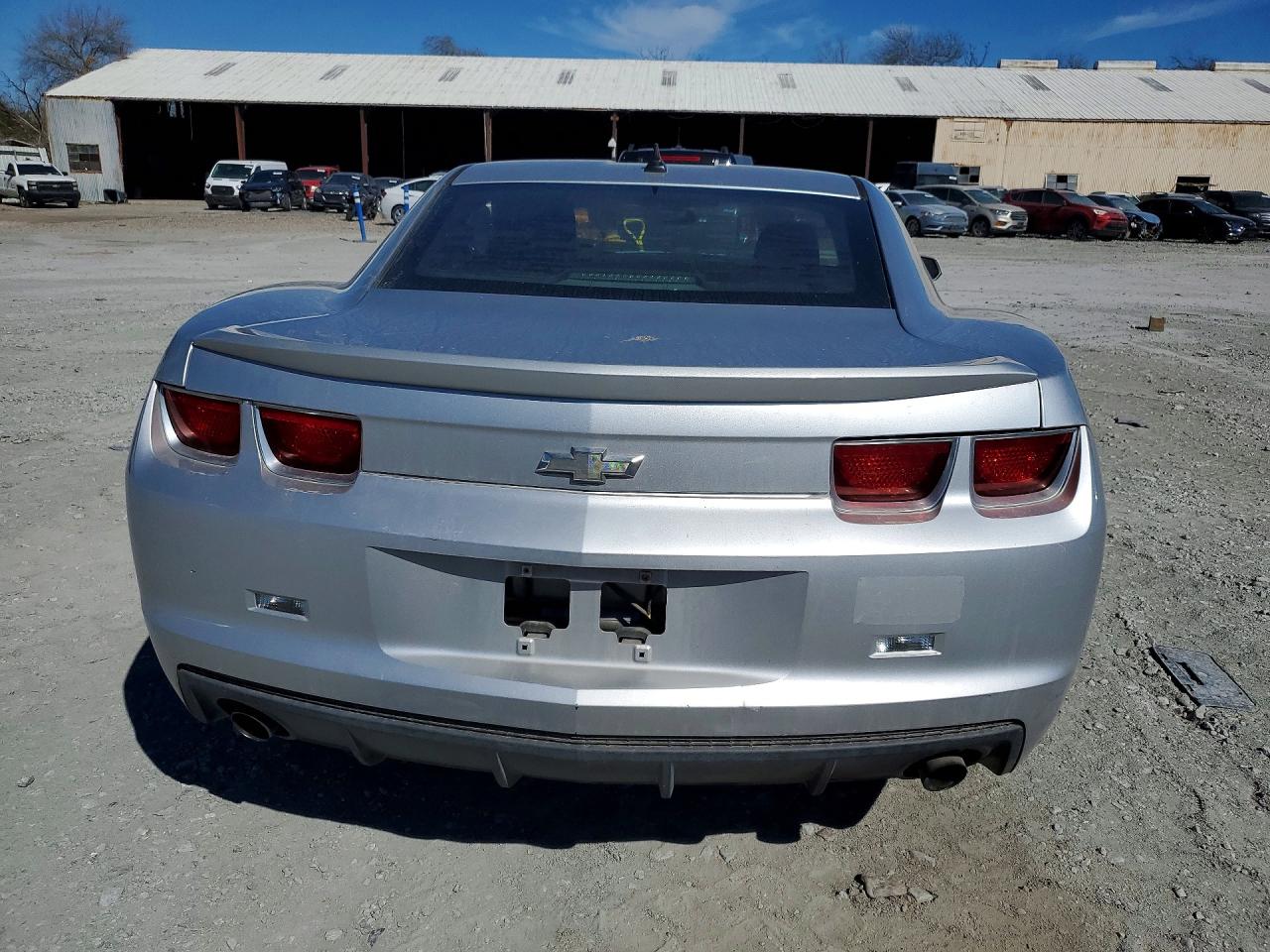 2013 CHEVROLET CAMARO LS photo 11