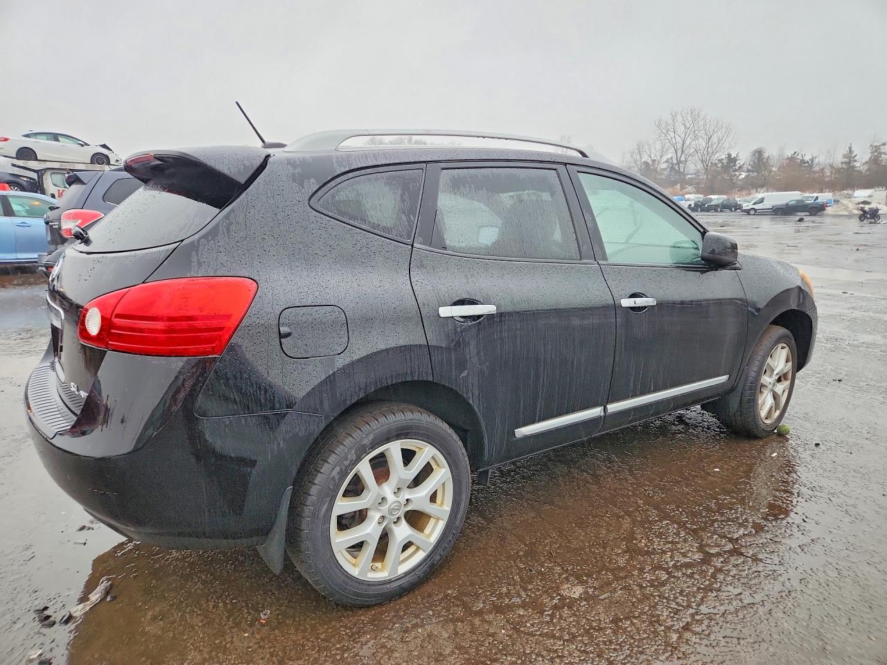 2011 NISSAN ROGUE S photo 3