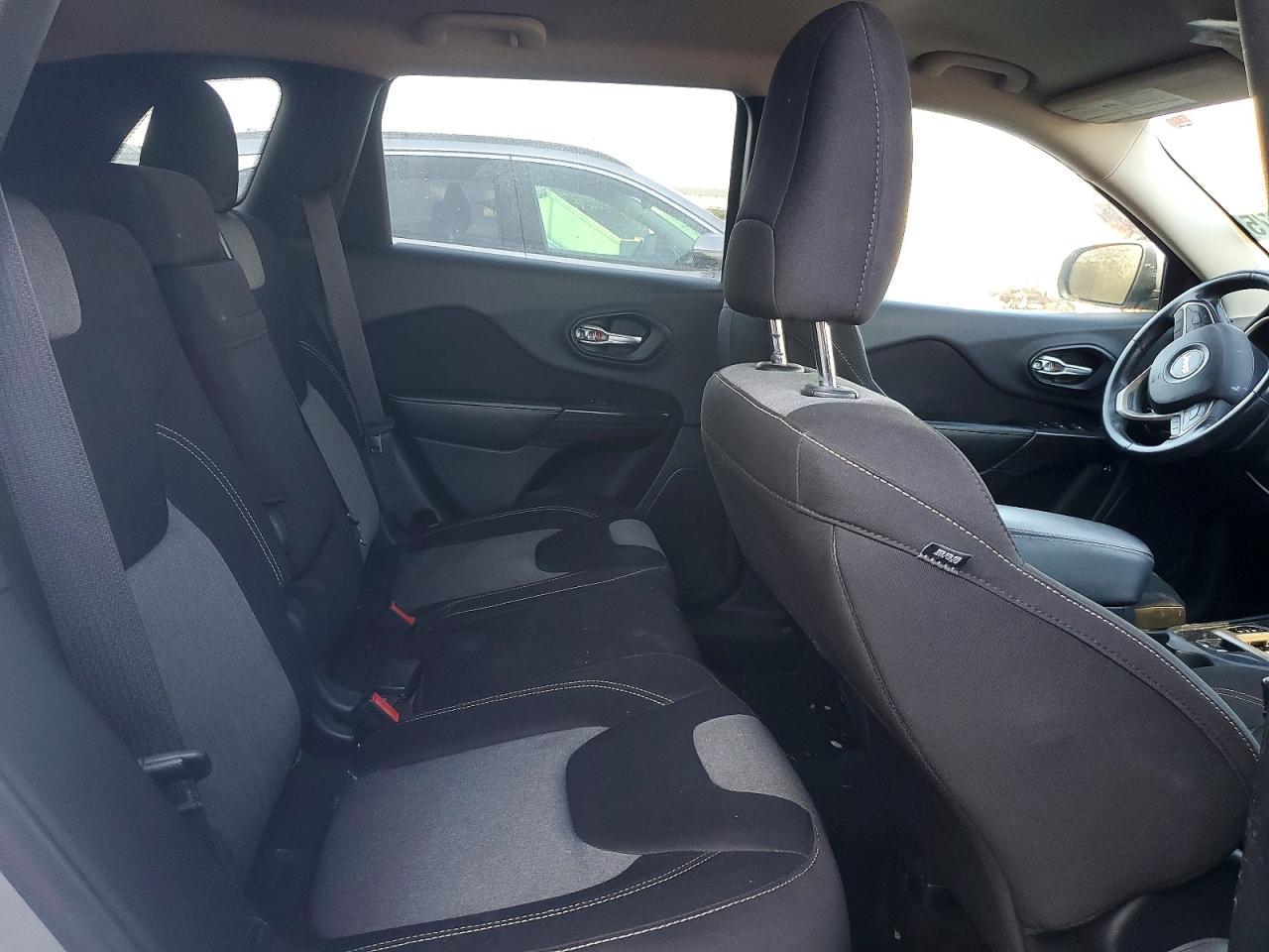 2014 JEEP CHEROKEE LATITUDE photo 19