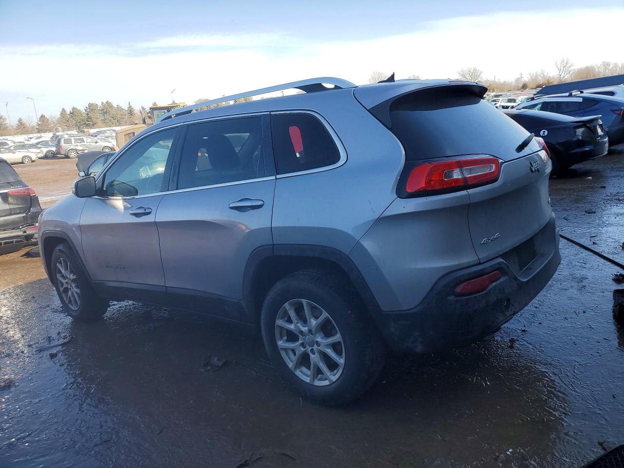 2014 JEEP CHEROKEE LATITUDE photo 3