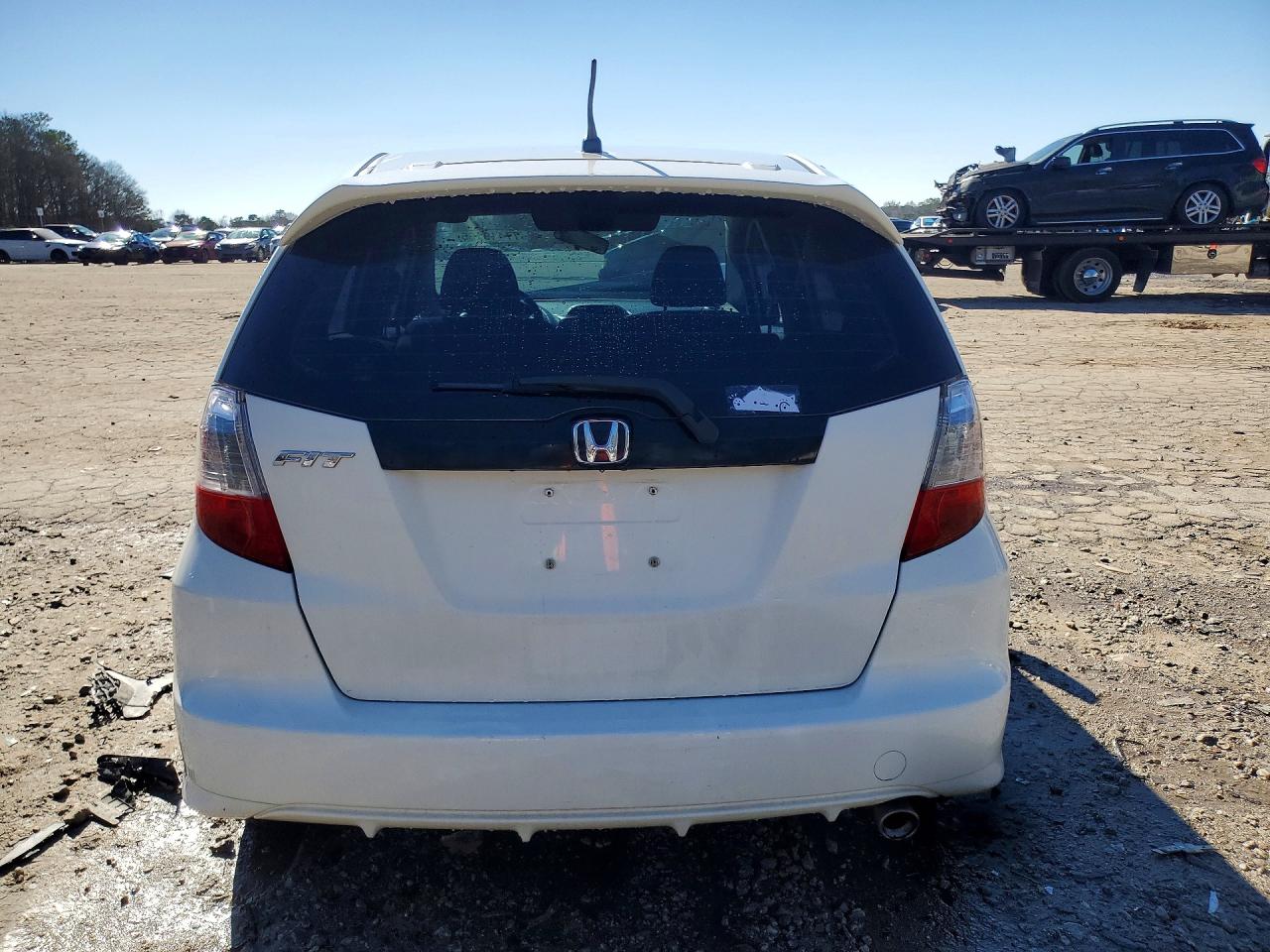 2013 HONDA FIT SPORT photo 11