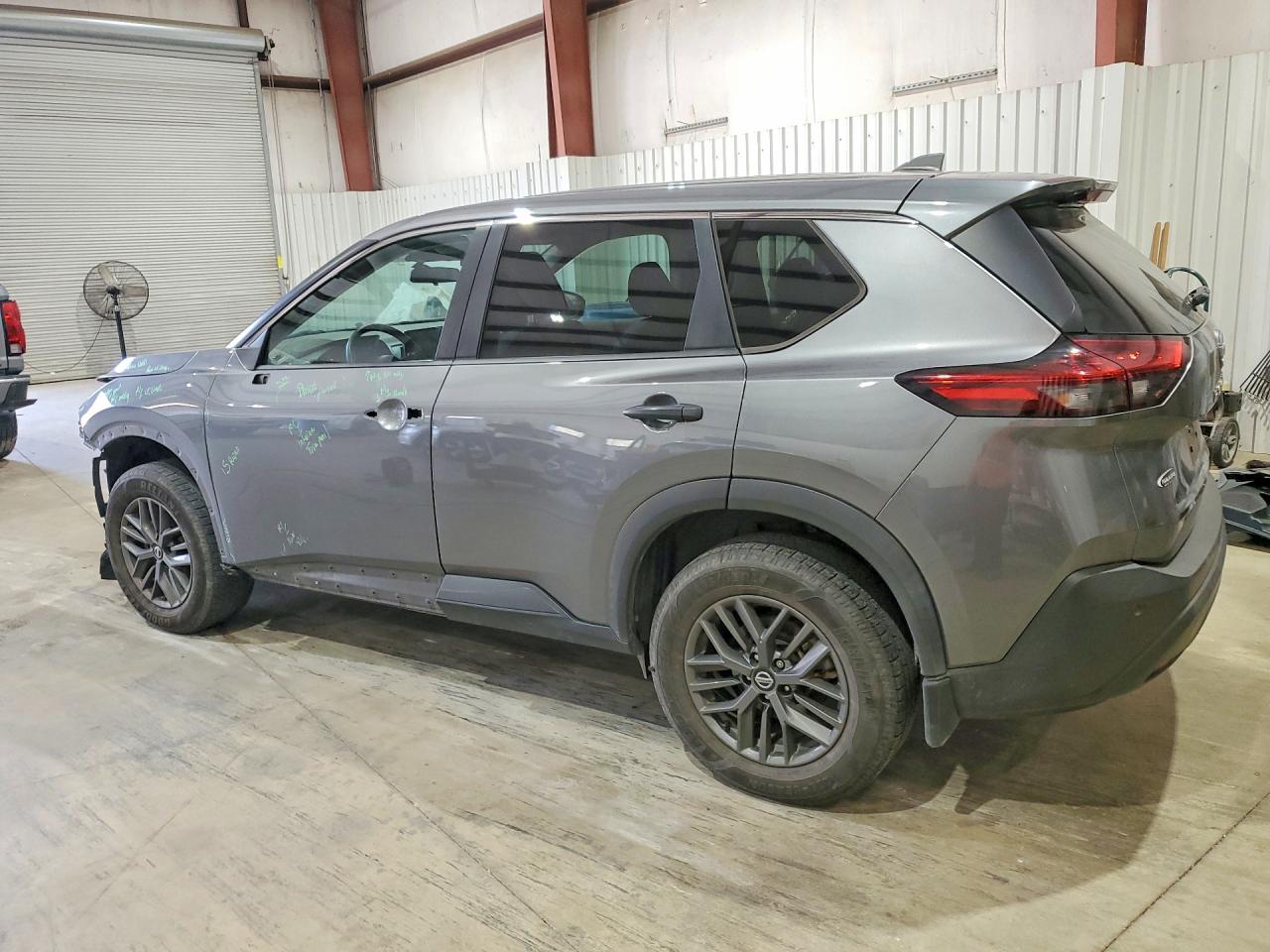 2021 NISSAN ROGUE S photo 4