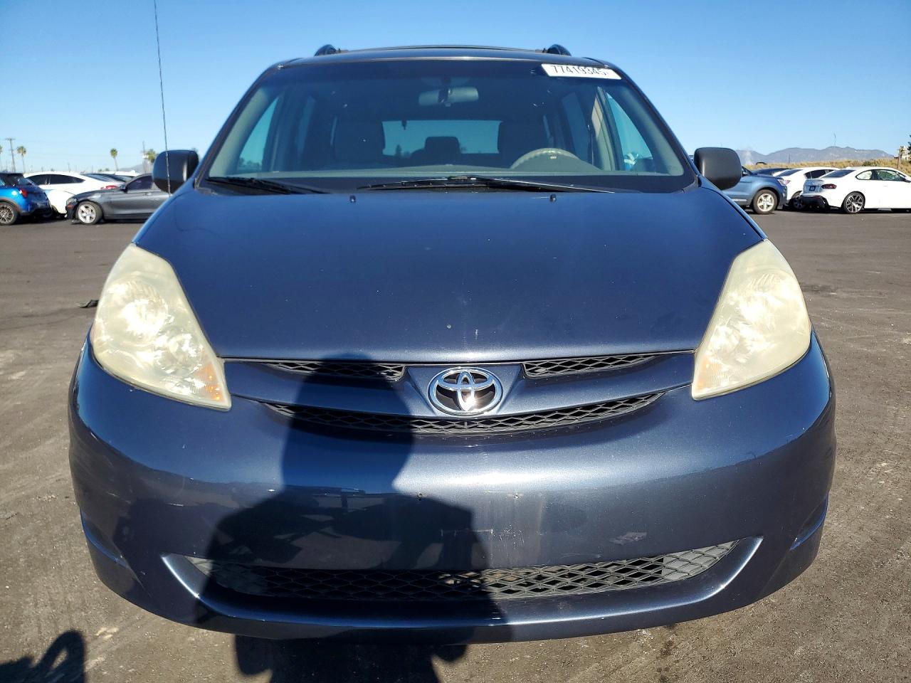 2006 TOYOTA SIENNA CE photo 5