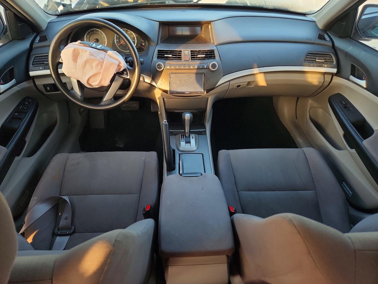 2012 HONDA ACCORD LX photo 15