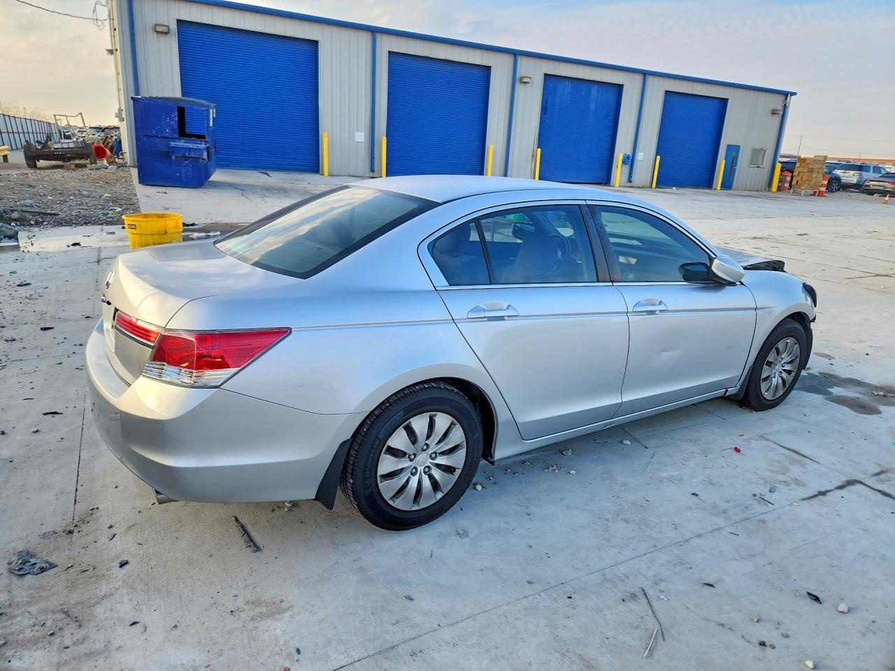 2012 HONDA ACCORD LX photo 5