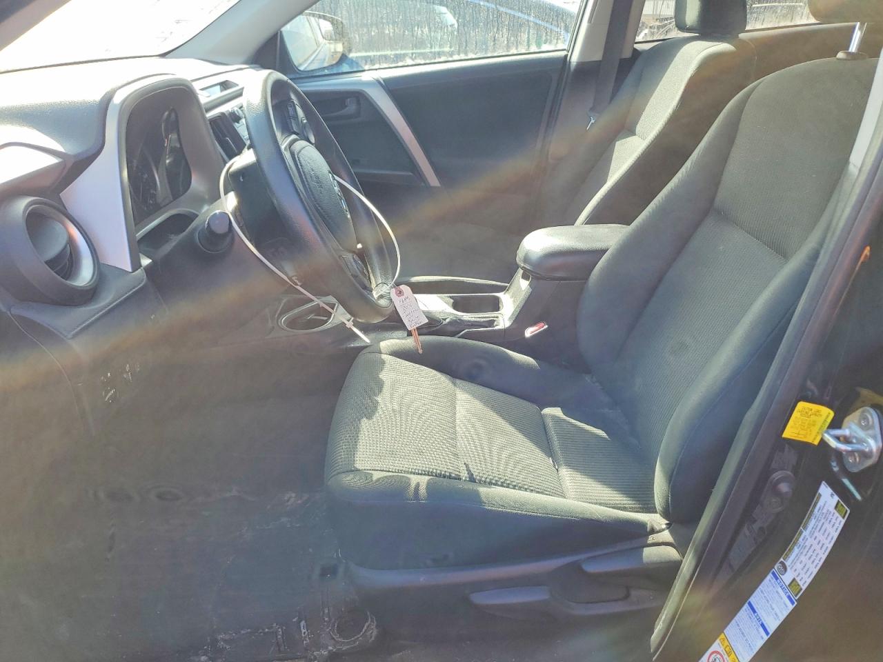 2018 TOYOTA RAV4 LE photo 7