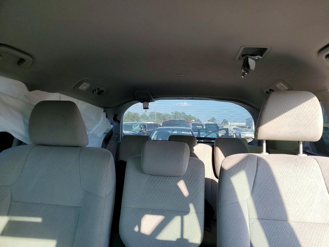 2016 HONDA ODYSSEY SE photo 19