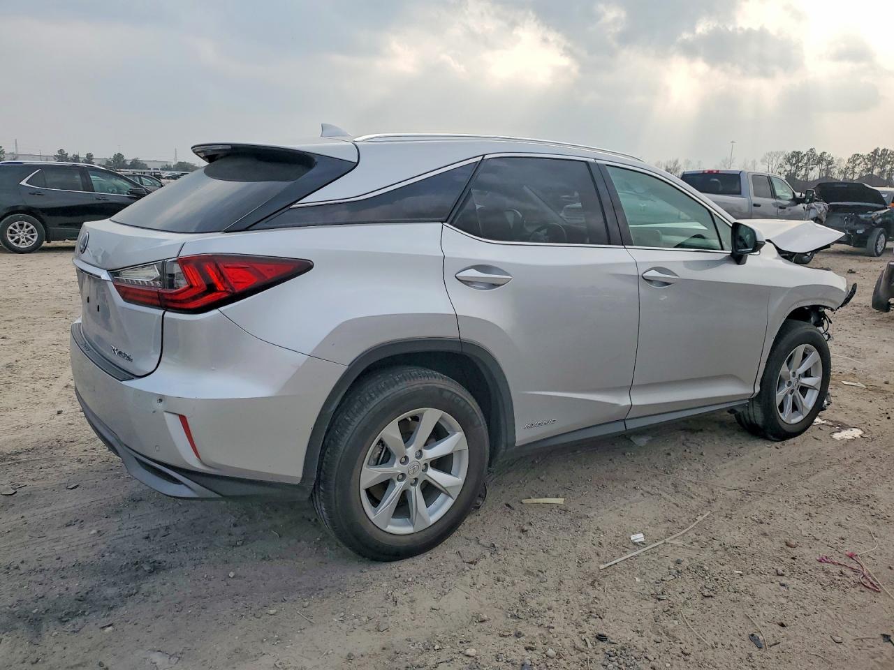 2016 LEXUS RX 450H photo 3