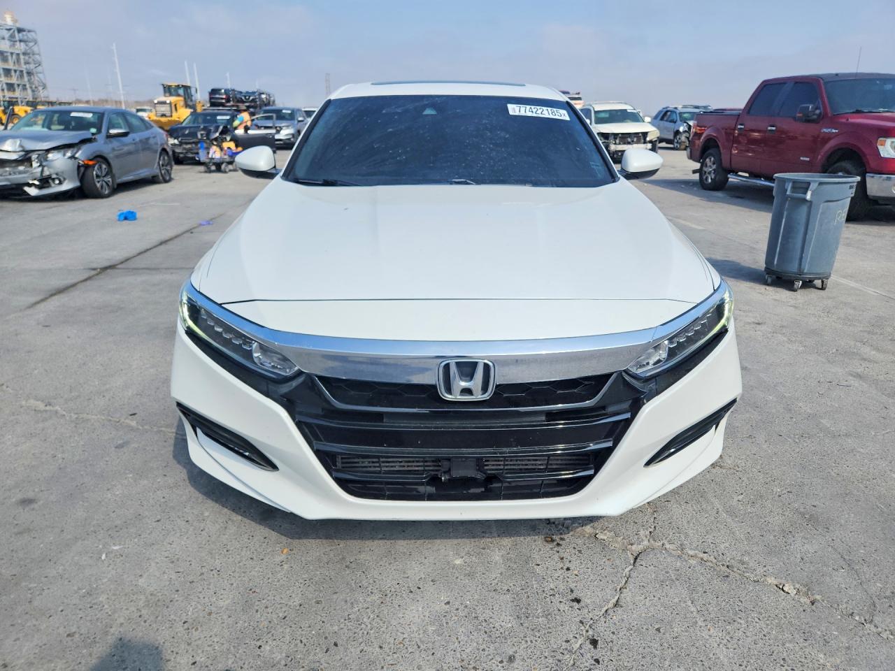 2018 HONDA ACCORD EX photo 13