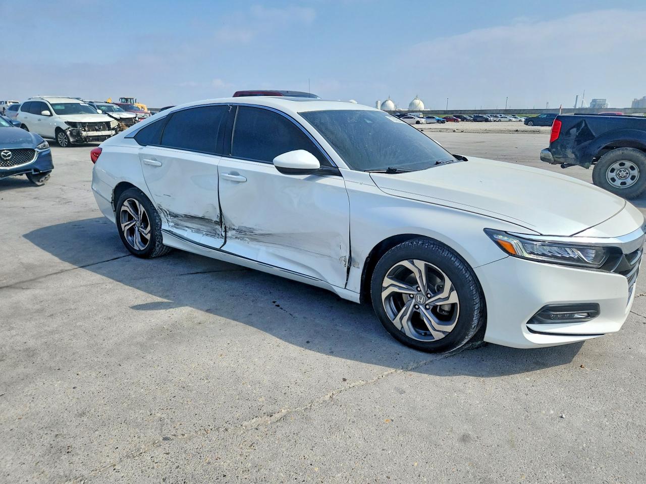 2018 HONDA ACCORD EX photo 10