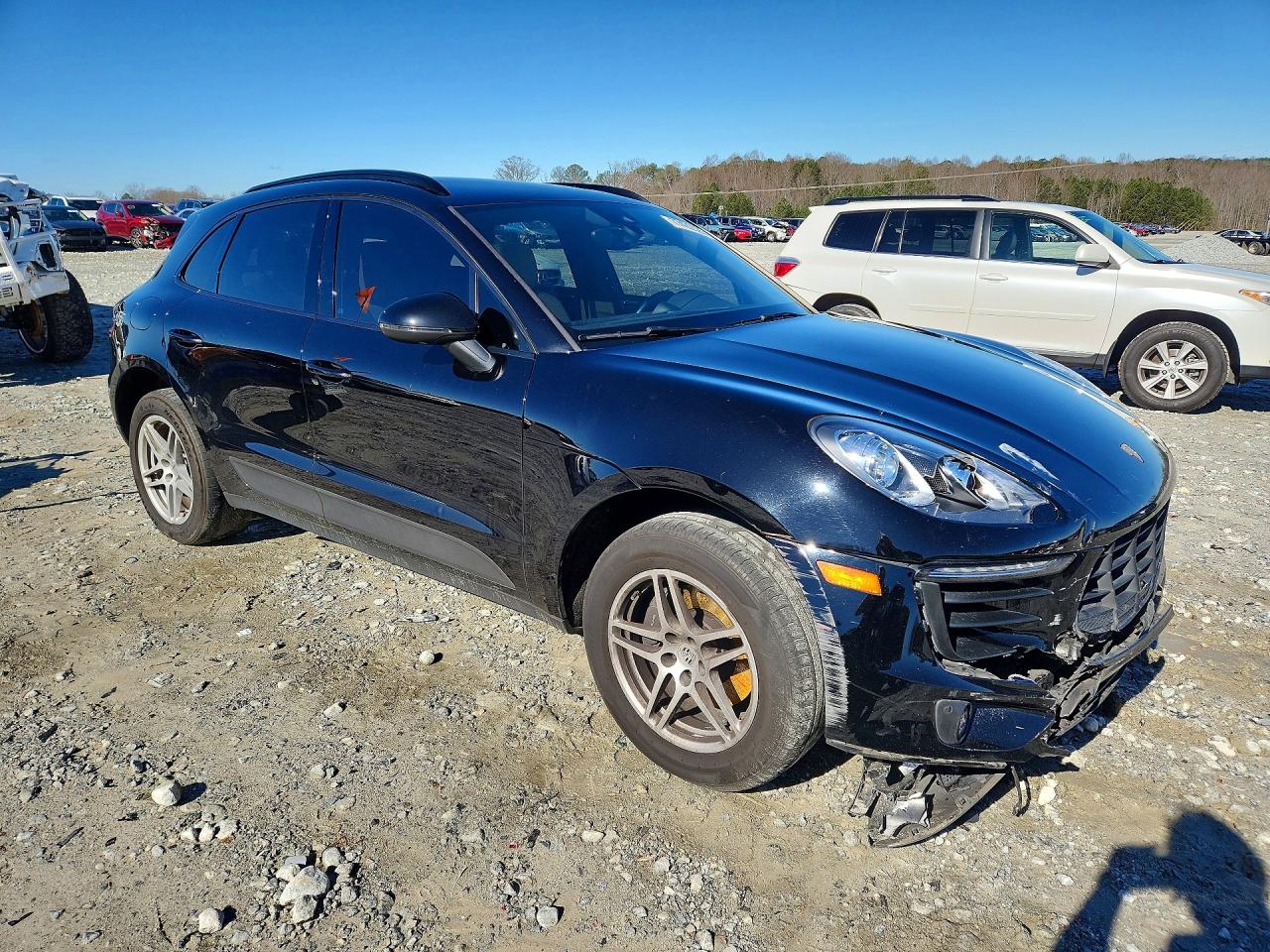 2018 PORSCHE MACAN photo 4