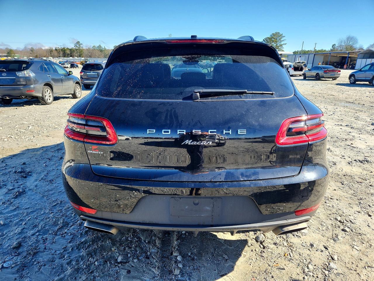2018 PORSCHE MACAN photo 6