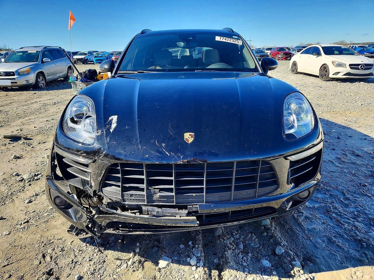 2018 PORSCHE MACAN photo 5