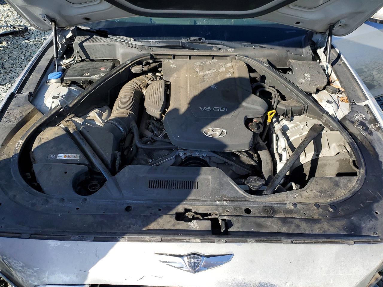 2015 HYUNDAI GENESIS 3.8L photo 21