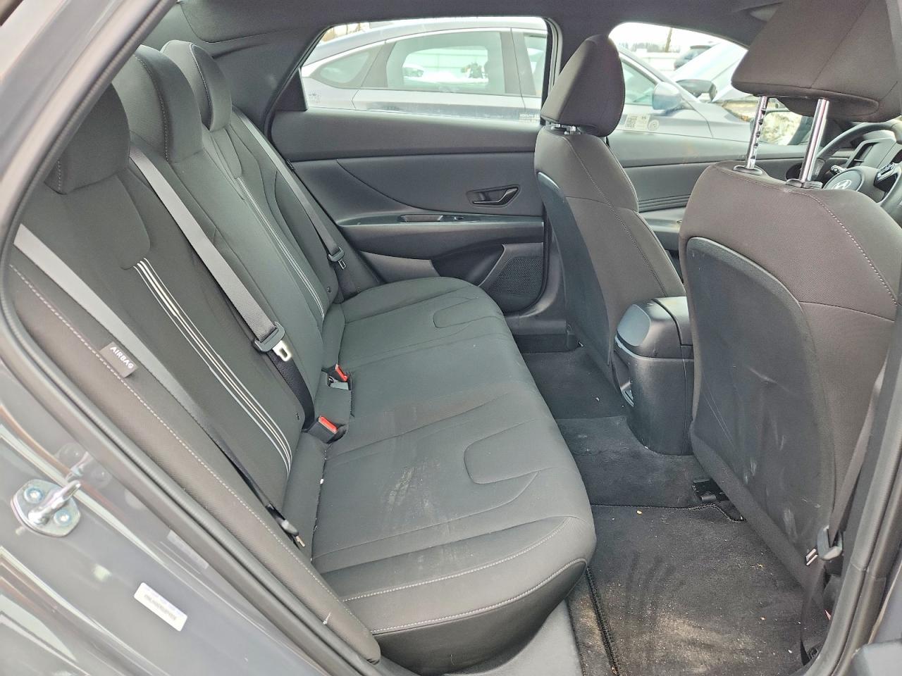 2025 HYUNDAI ELANTRA SEL SPORT photo 10