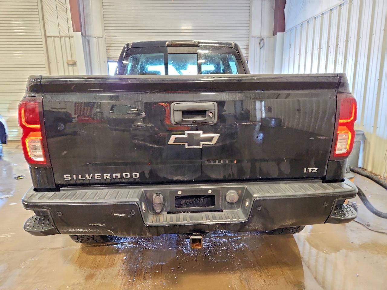 2016 CHEVROLET SILVERADO K1500 LTZ photo 6