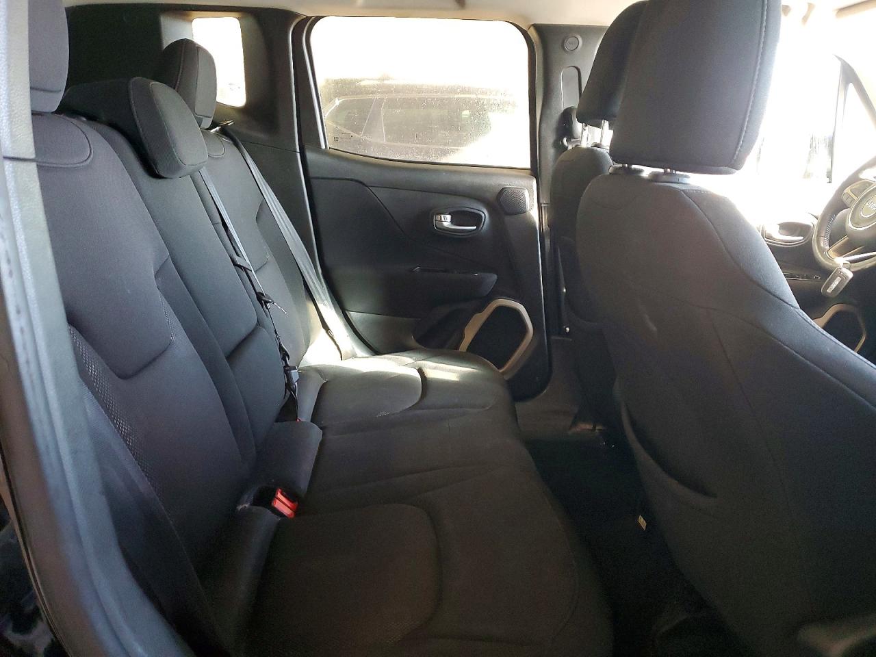 2015 JEEP RENEGADE LATITUDE photo 19