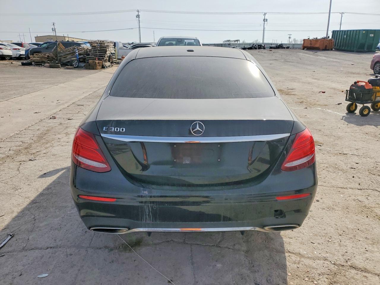 2018 MERCEDES-BENZ E 300 photo 11