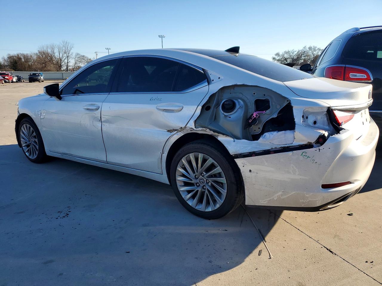 2019 LEXUS ES 350 photo 3