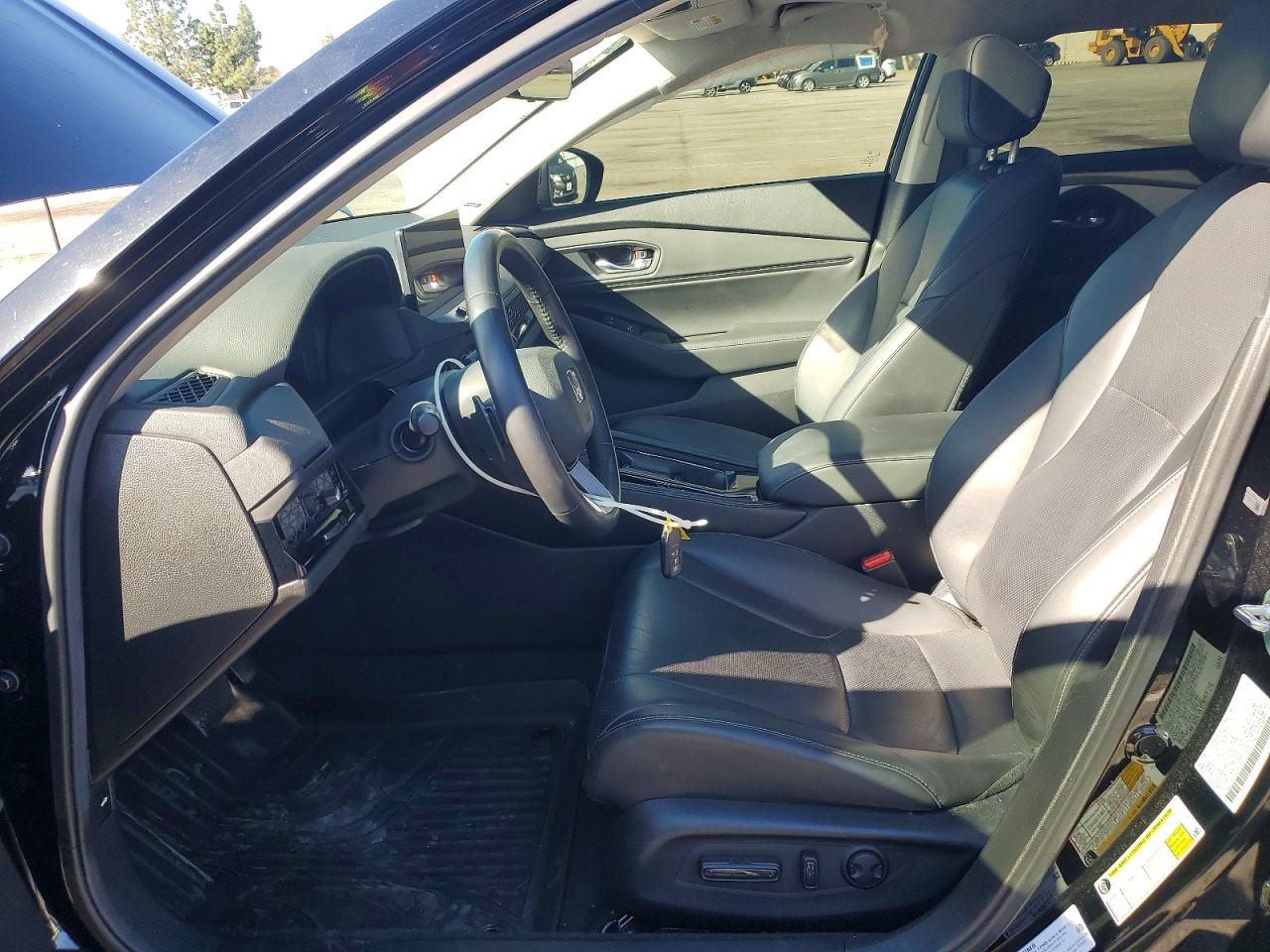 2024 HONDA ACCORD TOURING HYBRID photo 7