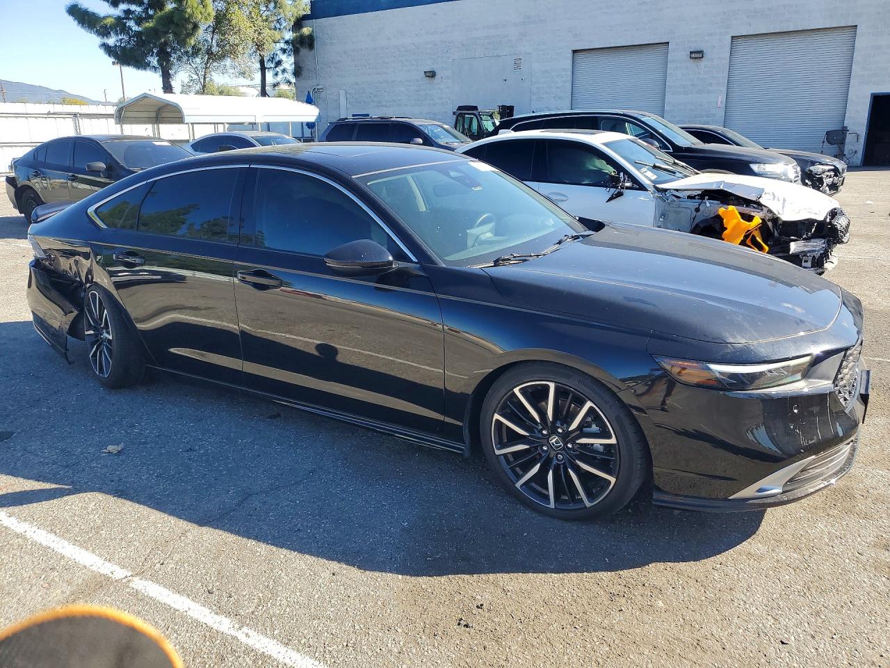 2024 HONDA ACCORD TOURING HYBRID photo 4
