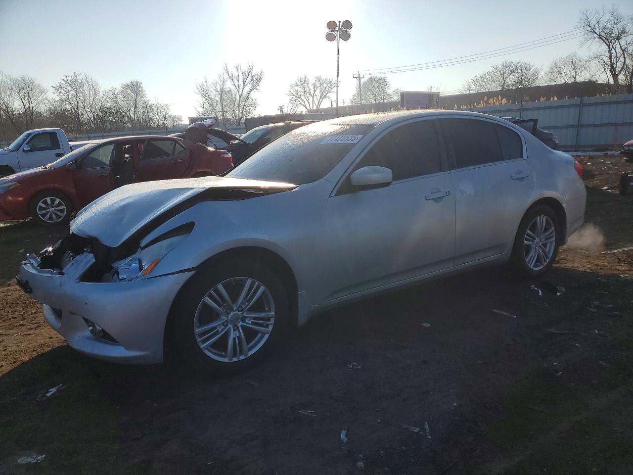 2013 INFINITI G37
