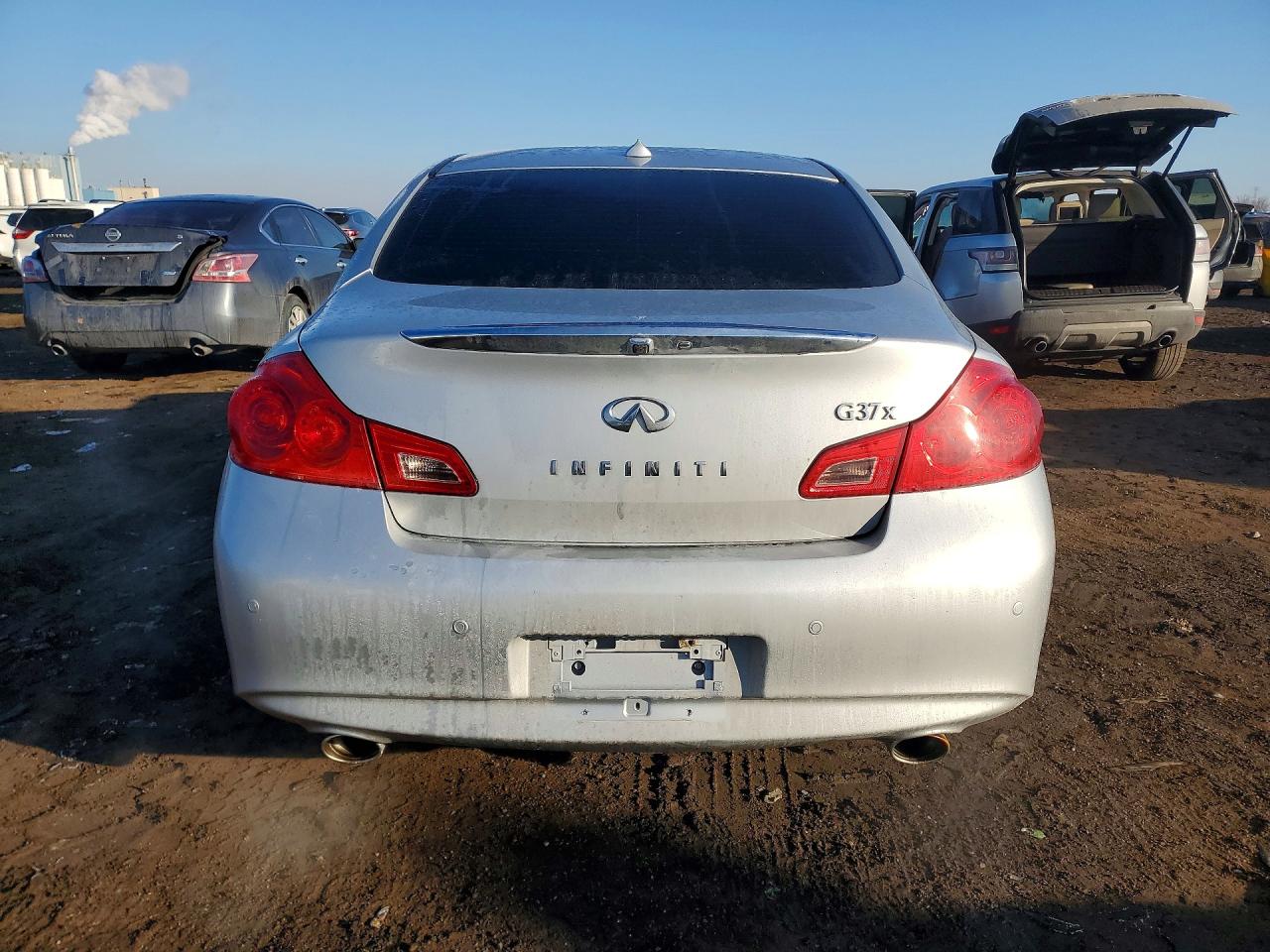 2013 INFINITI G37 photo 6
