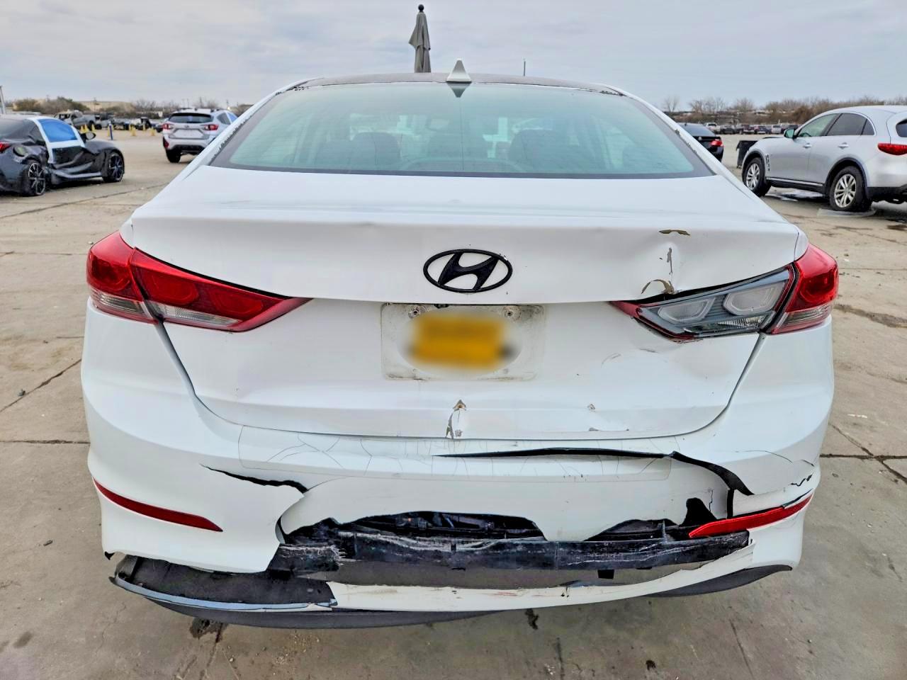 2018 HYUNDAI ELANTRA VALUE EDITION photo 6