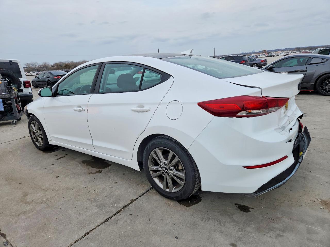 2018 HYUNDAI ELANTRA VALUE EDITION photo 2