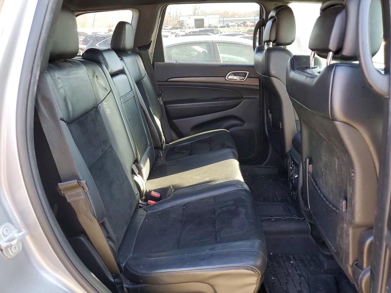 2018 JEEP GRAND CHEROKEE LAREDO photo 41