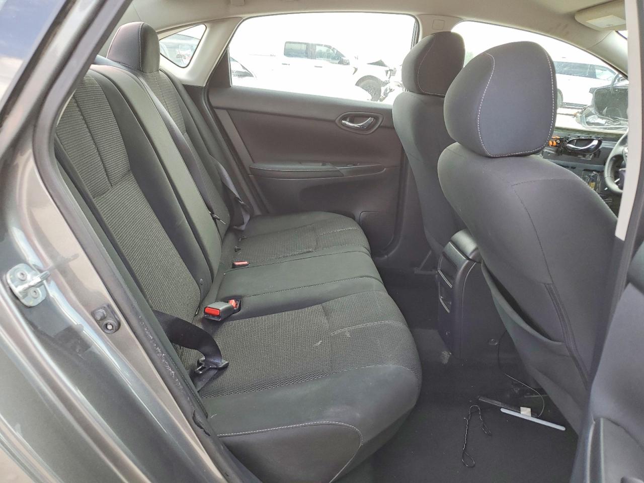 2018 NISSAN SENTRA S photo 10