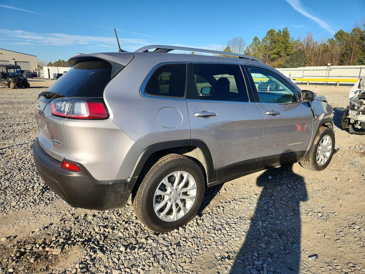 2019 JEEP CHEROKEE LATITUDE photo 5