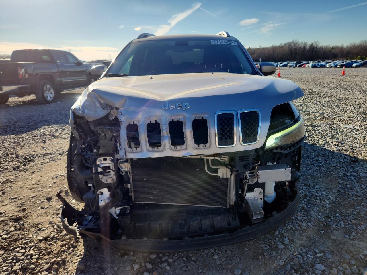 2019 JEEP CHEROKEE LATITUDE photo 9