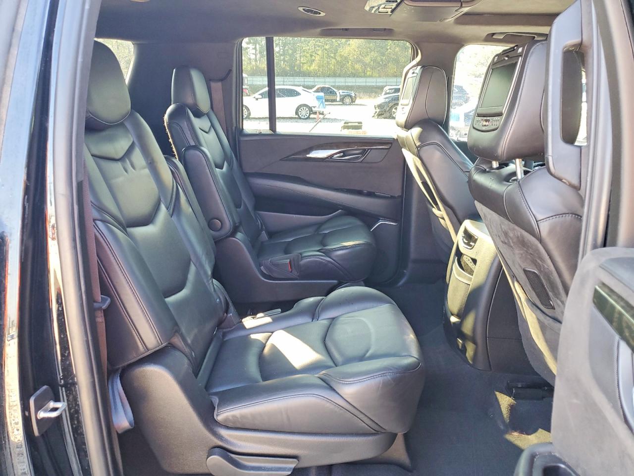 2019 CADILLAC ESCALADE ESV PLATINUM photo 11