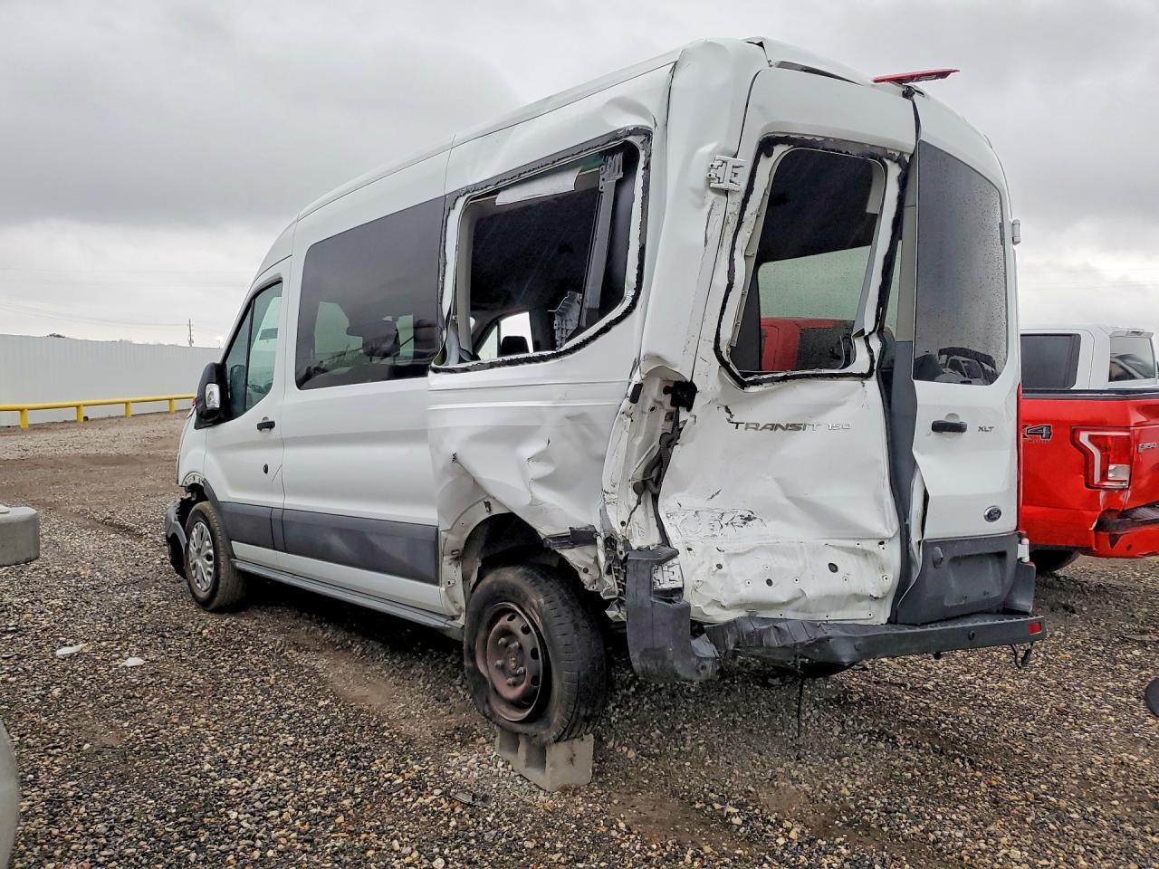 2017 FORD TRANSIT T-150 photo 2