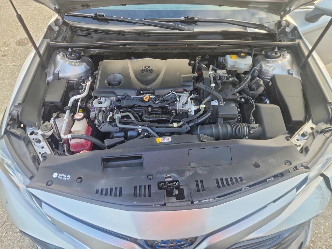 2018 TOYOTA CAMRY LE photo 11