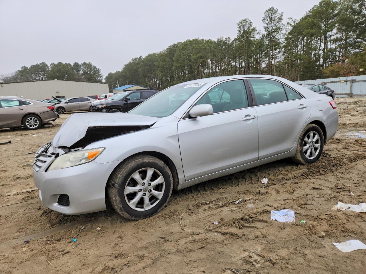 2011 TOYOTA CAMRY